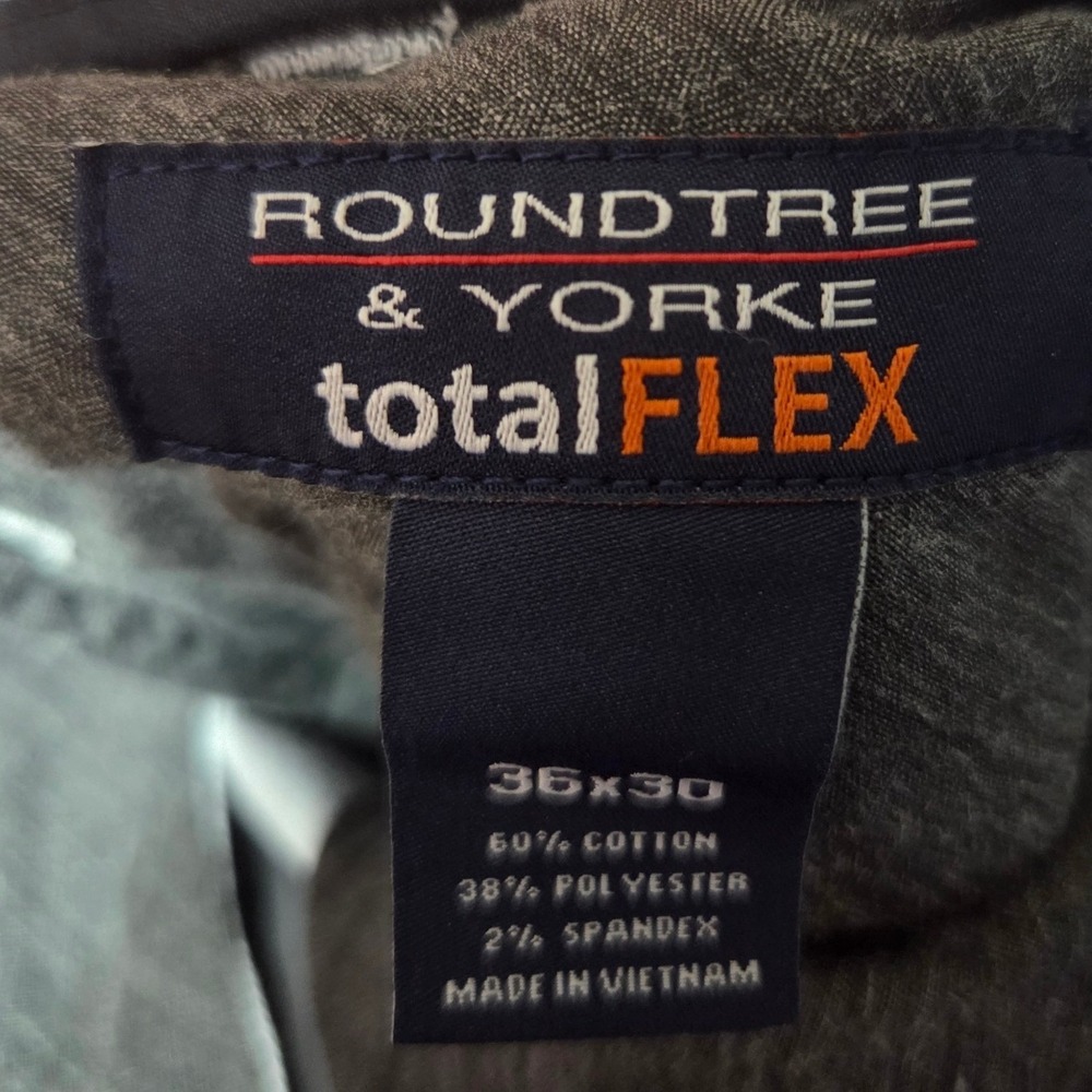 Roundtree & Yorke Total Flex Pants Mens 36x30 Gray Pleated Cuffed Chinos - Picture 6 of 8